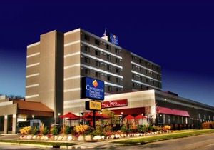 Centerstone Plaza Hotel Soldiers Field
