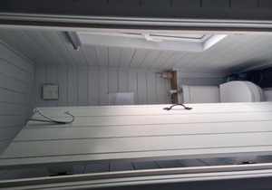 Glamping Hut - Riverview 3