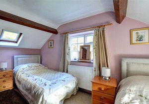 Gors - Two Bedroom House, Sleeps 4