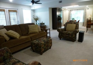 Huge Romantic Apartment for Short or Long Stays
