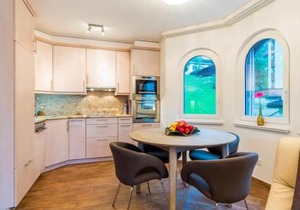 Residenz Ambassador B13 mit Wellness-Fitness