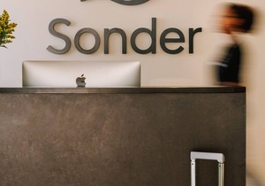 Sonder The Monarch | Double Queen Room