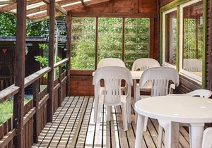 Would you like to experience an undisturbed vacation in a cozy house in the great outdoors of southe