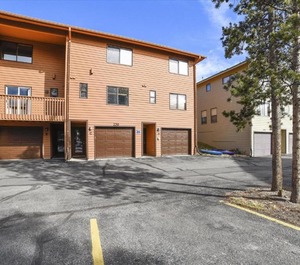 Lagoon Townhouse 