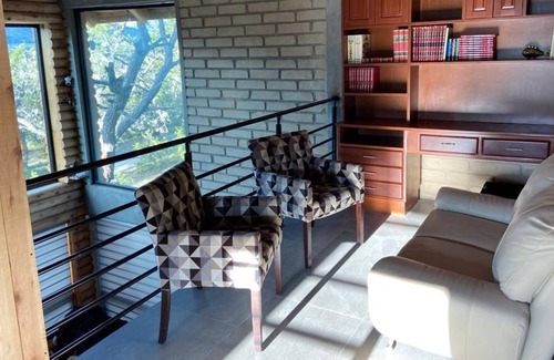 Arteaga Cabin | Área privada con una cabaña nueva equipado con todas las comodidades.