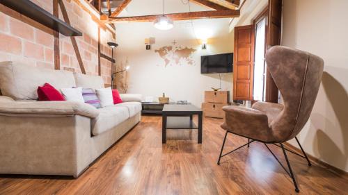 Toledo City Center Apartment | Ático abuhardillado cerca de la Catedral by Toledo AP