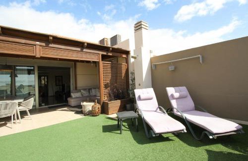 Arguineguin Apartment | Ático en el centro con terraza