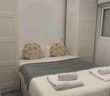 Almendrales Apartment | Ático en Madrid Rio(Parking opcional bajo disponibilidad)