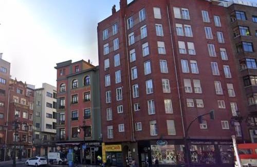 Oviedo City Centre Apartment | Ático Salesas - Parking gratuito