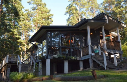 Roola Villa | Äijälän Rusti Paratiisisaari