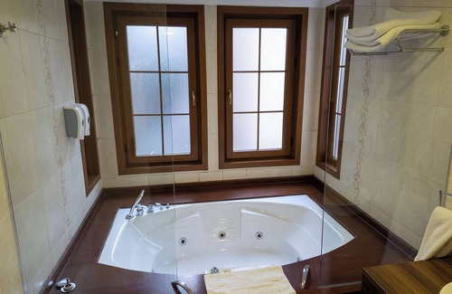 Silivri Hotel | Çeşmeli Konak Otel