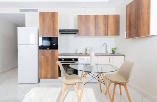 Hydra Apartment | Éclatante Résidence à Les Sources