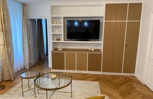 Epinettes Apartment | Élégant appartement Paris 17