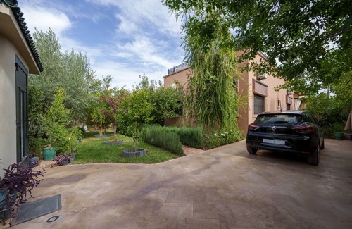 Ait Faska Villa | Évasion Bio-chic, Piscine Chauffée, Ferme Bio et Vue Époustouflante sur L'atlas