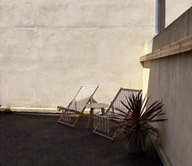 La Celle-sous-Gouzon Apartment | Évasion grecque en duo Suite balnéo Wifi