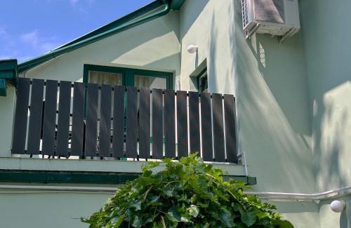 Csillaghegy House | Írisz Panzió