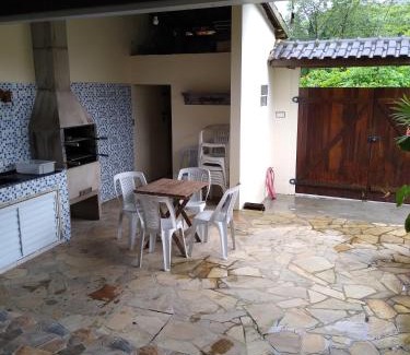 Estufa II House | Ótima localização em Ubatuba
