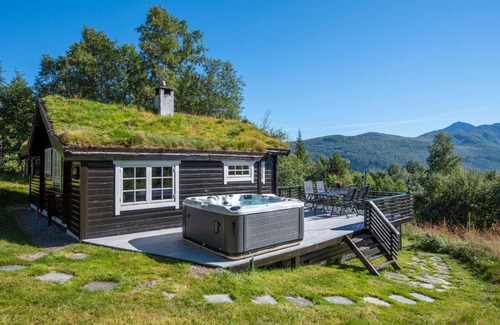 Møre og Romsdal House | Økslevegen 2