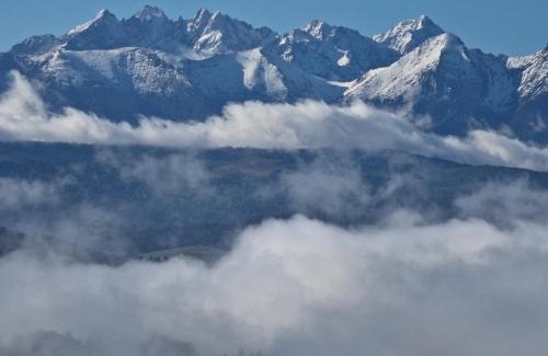 Brzegi Ski Chalet | Łobrotno Gaździna - góralska chałupa na wyłaczność