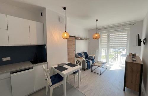 Wlochy Apartment | Łopuszańska 57 by Solarento