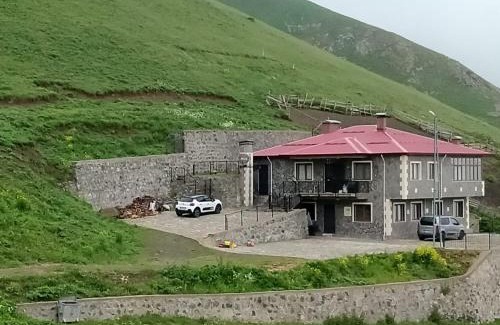 Caykara Apartment | Şahin Apart - Demirkapı - UZUNGOL