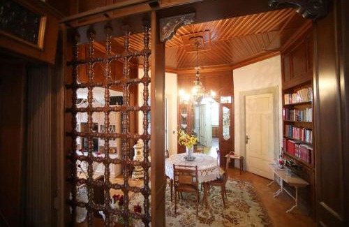 Kastoria House | Κομψό & πολυτελές νεοκλασικό στο κέντρο της πόλης