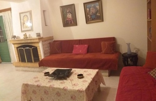 Mantoudi-Limni-Agia Anna Apartment | Ομορφή κατοικία σε γραφικό χωριό δίπλα στη Λίμνη Ευβοίας