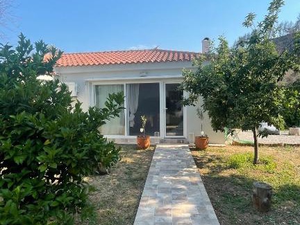 Ayia Anna House | Σπίτι μέσα στο δάσος