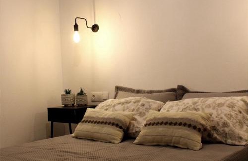 Koronos Apartment | Το σπίτι της Γιαγιάς - Granny's guest's house