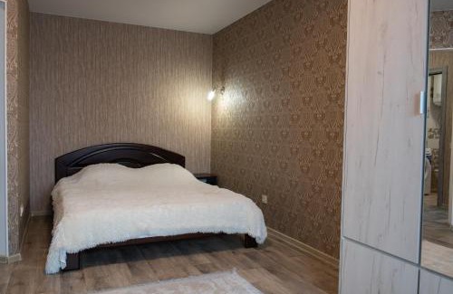 Cherkasy Apartment | Академіка Корольова 20 1