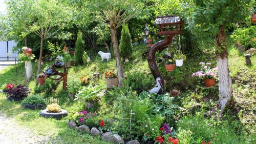 Yablunytsya Apartment | Апартаменти з трьома спальнями