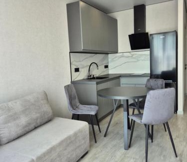 Vapnyarka Apartment | Апартаменти на Марсельській 62 в ЖК Острова, 1 спальня та кухня-студія