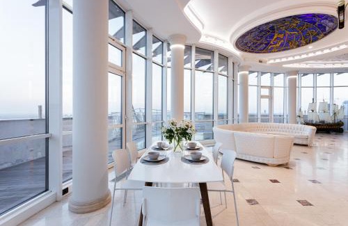 Pechers'kyi District Apartment | Апартаменты RoofPort