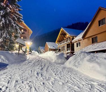 Soymy Hotel | Арніка