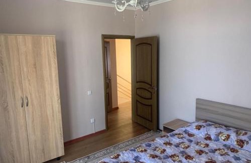 Cholpon-Ata Apartment | Берег