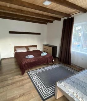 Yablunytsya House | Бо&Не