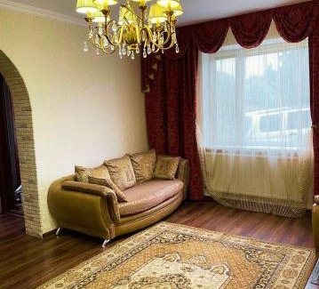 Uman Apartment | Будинок з Терасою Біля Фонтанів