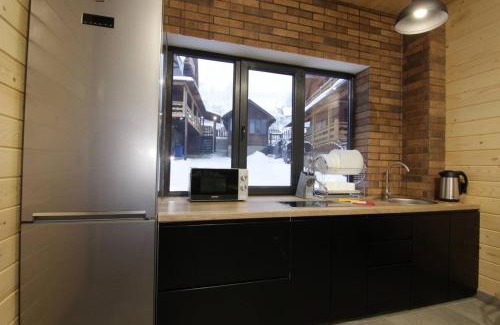 Bukovel House | Буковеньки гостинний дім та котеджі