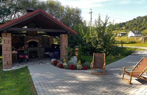 Zhdeniyevo Apartment | Вербовий двір - Willow Yard