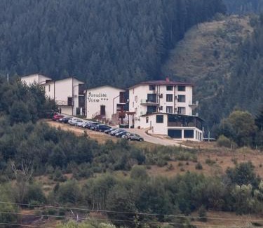 Sarnitsa House | Вилно селище PARADISE VIEW