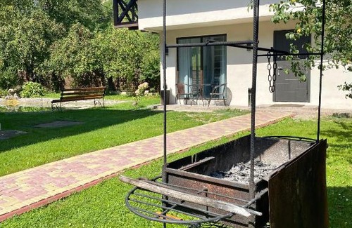 Yaremche Villa | Вілла Бовч