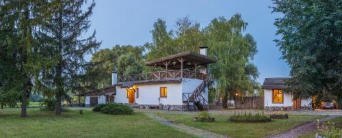 Khreshchatik House | Гостинний двір на хуторі Хрещатик