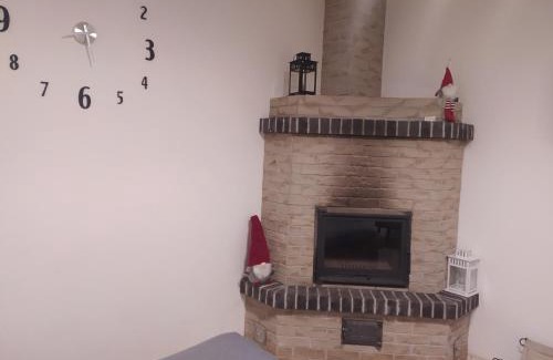 Yaremche House | Гостьовий двір