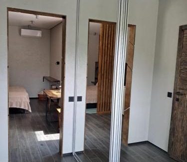 Kamenets-Podol'skiy House | Гостьовий дім Білий Пацюк