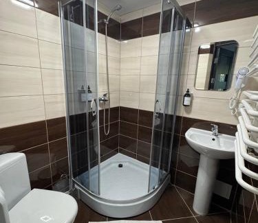 Yablunytsya Hotel | Готель White House