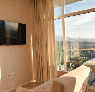 Almaty House | Домик 1 Kok Tobe Village