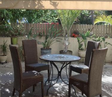 Rishon LeTsiyon Villa | Дом для гостей