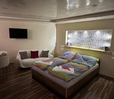 Sapareva Banya Villa | Допълнителна къща за гости Ози 2