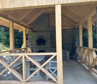 Yaremche House | Дух лісу