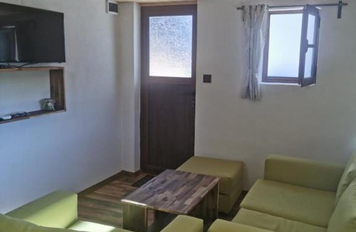 Dobrinishte Apartment | Ергини